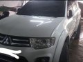Selling White Mitsubishi Montero 2014 in Muntinlupa-2