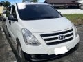 Selling White Hyundai Grand Starex 2016 in Binan-8