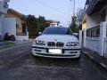 Selling White BMW 318I 1999 in Cebu-4