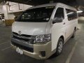 Selling White Toyota Hiace 2018 in Manila-1