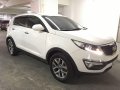 White Kia Sportage 2015 for sale in Quezon-2