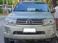 Selling Brightsilver Toyota Fortuner 2010 in Quezon-1