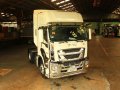 SELLING BRAND NEW ISUZU EXR 4X2 TRACTOR HEAD PRIME MOVER 6 WHEEL-4