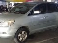 Toyota Innova 2006-0