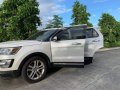 Selling White Ford Explorer 2017 in Muntinlupa-6