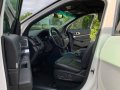 Selling White Ford Explorer 2017 in Muntinlupa-5