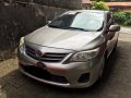 Toyota Corolla Altis 1.6 E Manual 2011-9