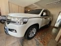 Selling White Toyota Land Cruiser 2017 in Makati-0