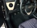 Selling Black Toyota Corolla Altis 2017 in Quezon-0