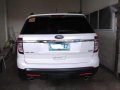 White Ford Explorer 2013 for sale in Pasig-7