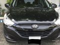 Selling Black Hyundai Tucson 2012 in Makati-0