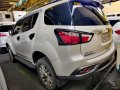  2018 Isuzu MUX 3.0L blue power A/T-5