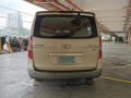 2009 Hyundai Grand Starex Gold AT-4