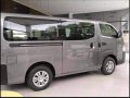 Nissan Urvan NV350-1