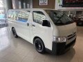 Toyota Hiace Commuter 3.0-2