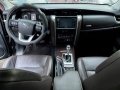 Toyota Fortuner 2018 V Diesel Automatic-3