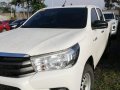 2019 TOYOTA HILUX E , Manual 4x4-2