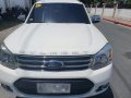 2014 Ford Everest 2.5 L Diesel 4x2 Automatic LIMITED -3