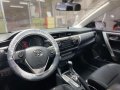 Pearlwhite Toyota Corolla Altis 2014 for sale in Pasig-5
