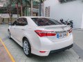 Pearlwhite Toyota Corolla Altis 2014 for sale in Pasig-4