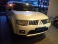 Selling White Mitsubishi Montero Sport 2009 in Quezon-2