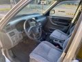 Grey Honda Cr-V 2000-2