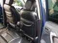 2004 Toyota RAV4  2.5 Premium 4x4 AT for sale in good condition-5