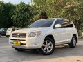 Selling White 2007 Toyota RAV4 SUV / Crossover affordable price-14