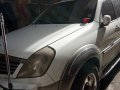 Pearl White SsangYong Rexton 2004 for sale in Manila-1