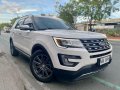 Selling White Ford Explorer 2017 in Quezon-8