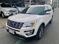 Selling White Ford Explorer 2017 in Quezon-7