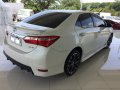 Selling White Toyota Corolla 2016 in Plaridel-0