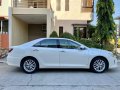Pearl White Toyota Camry 2017-7