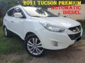 Pearl White Hyundai Tucson 2011 for sale in Cebu-9