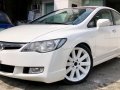 White Honda Civic 2006-7