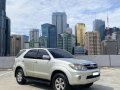 Silver Toyota Fortuner 2005-9