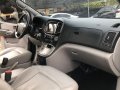 Sell 2017 Hyundai Grand Starex-1