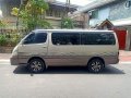 Toyota Hiace Super Grandia 2002 -0