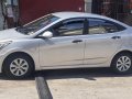 Selling Hyundai Accent 2016 -3