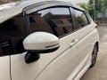Selling White Honda Jazz 2015-4
