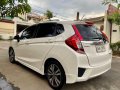 Selling White Honda Jazz 2015-6