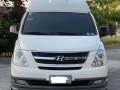 White Hyundai Grand Starex 2011-7