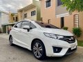 Selling White Honda Jazz 2015-9