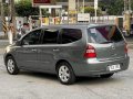  Nissan Grand Livina 2011 -1