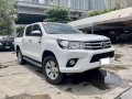 White Toyota Hilux 2018-9