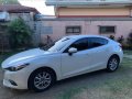Pearl White Mazda 3 2017 -2
