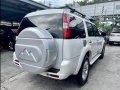 Selling Pearl White Ford Everest 2013 in Las Piñas-10