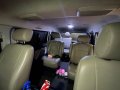 Toyota Hiace Super Grandia 2017 -4