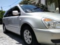 Sell 2006 Kia Carnival-3