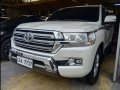 Toyota Land Cruiser 2017 SUV-7